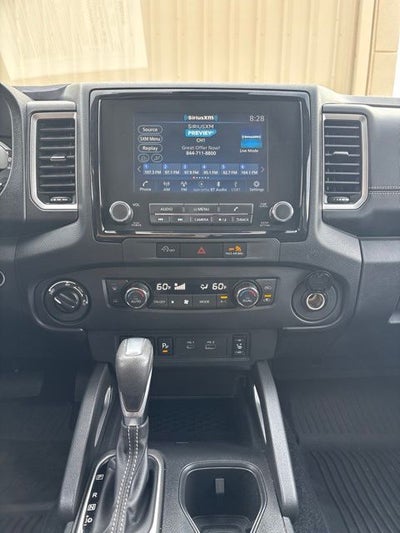 2024 Nissan Frontier SV SE