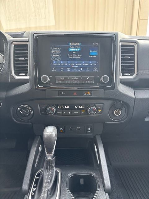 2024 Nissan Frontier SV SE