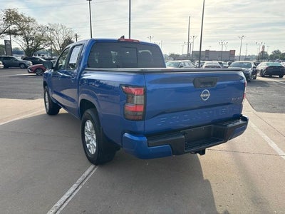 2024 Nissan Frontier SV SE