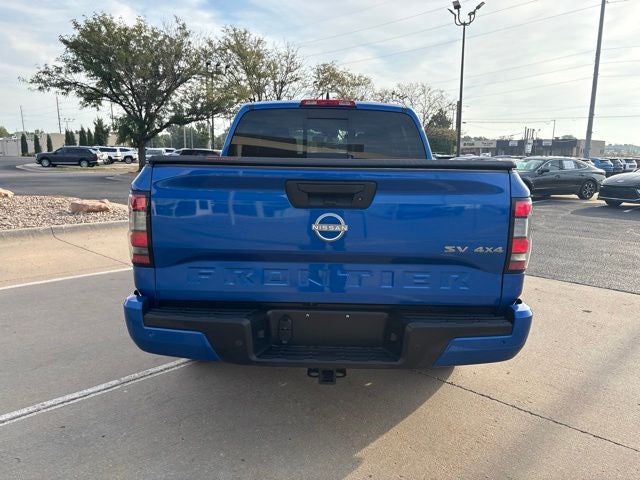 2024 Nissan Frontier SV SE