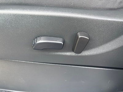 2024 Nissan Frontier SV SE