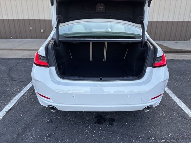 2026 BMW 3 Series 330i xDrive