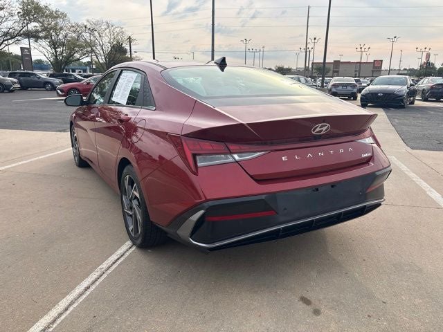 2024 Hyundai Elantra Limited