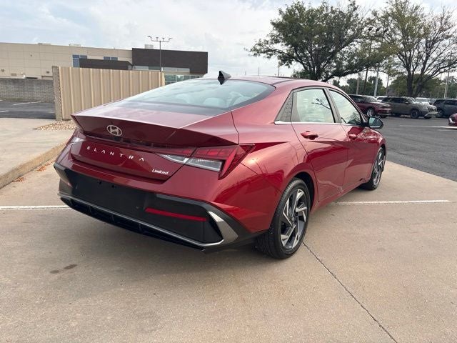 2024 Hyundai Elantra Limited
