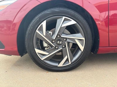 2024 Hyundai Elantra Limited