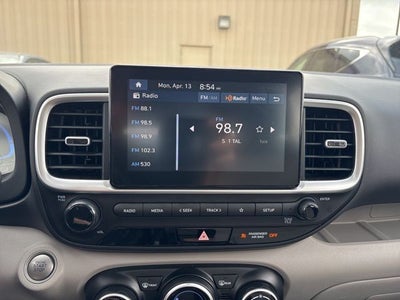 2025 Hyundai Venue SEL
