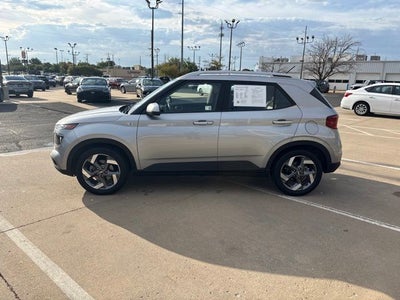 2025 Hyundai Venue SEL
