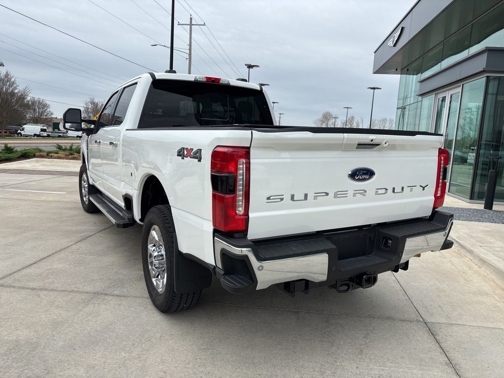 2023 Ford F-350SD Lariat