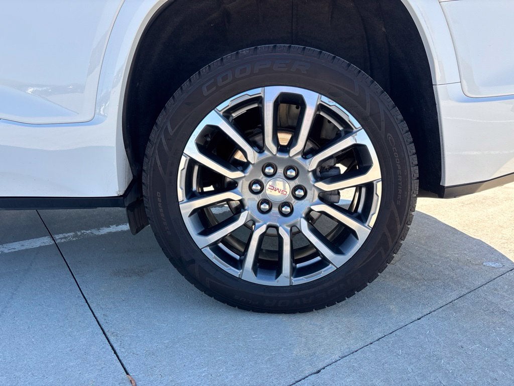 2021 GMC Acadia Denali