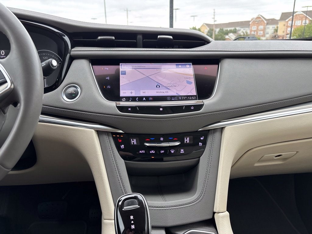 2020 Cadillac XT5 Premium Luxury