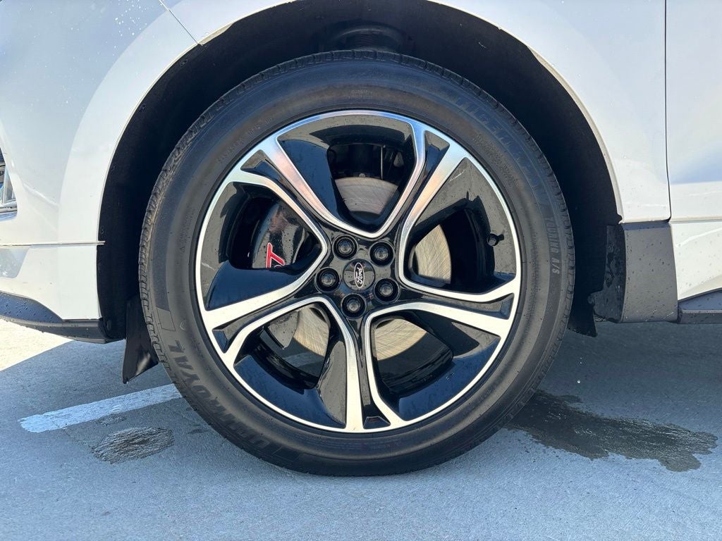 2019 Ford Edge ST