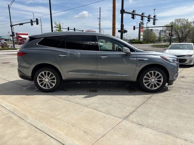 2021 Buick Enclave Essence