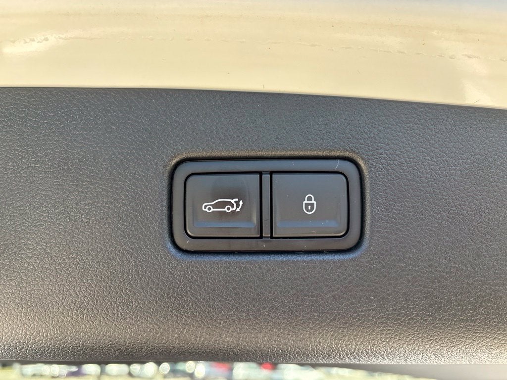 2025 Genesis GV70 2.5T Select