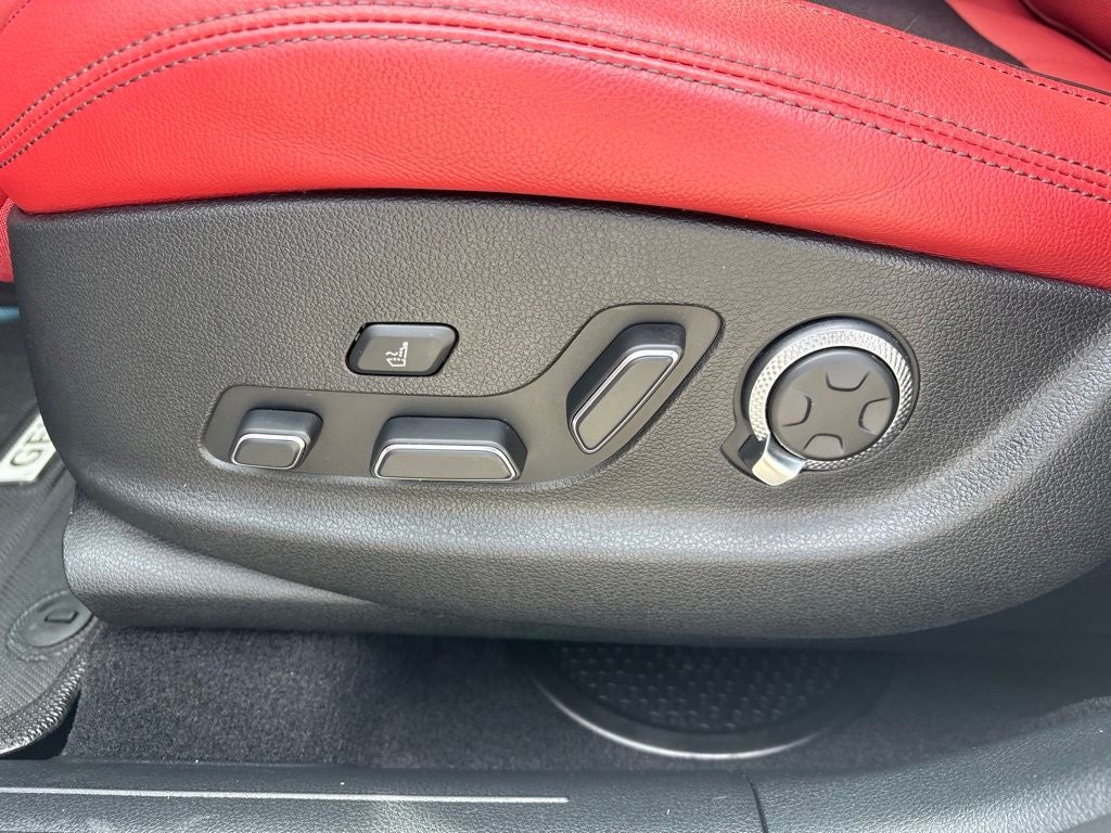 2024 Genesis GV70 2.5T Sport Prestige