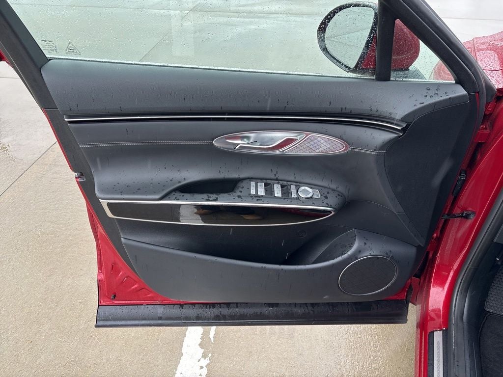 2025 Genesis GV70 2.5T