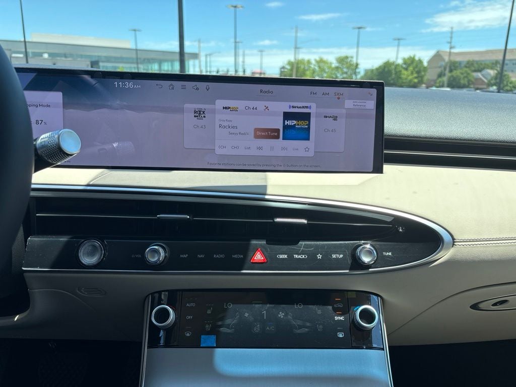 2026 Genesis GV70 2.5T Advanced
