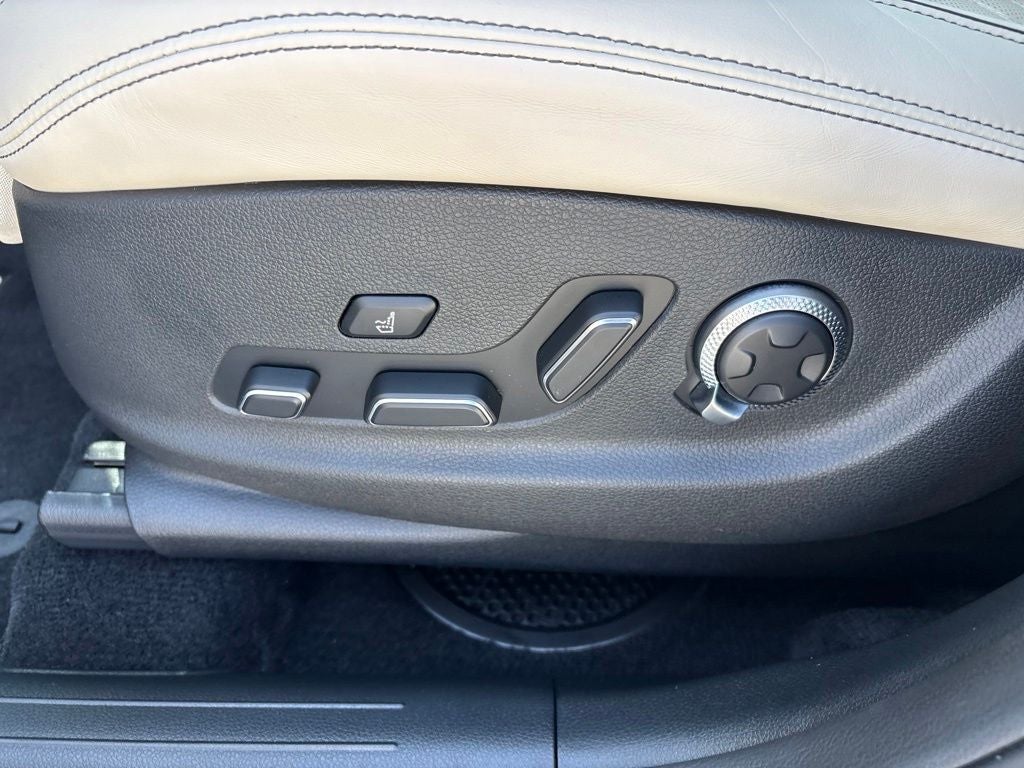 2025 Genesis GV70 3.5T Sport Advanced