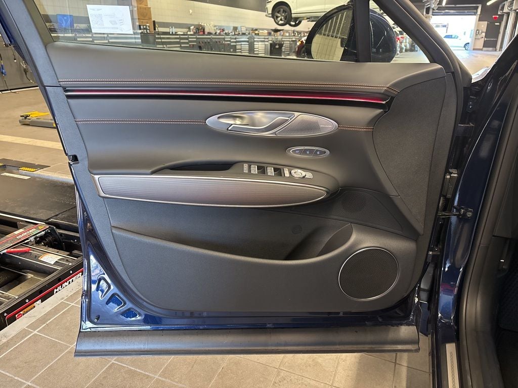 2026 Genesis GV70 3.5T Sport Advanced