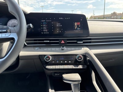 2025 Hyundai Elantra SEL Convenience