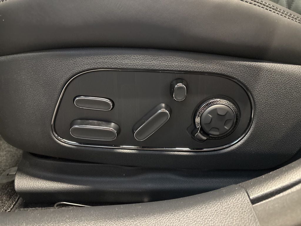 2026 Genesis G90 3.5T e-SC