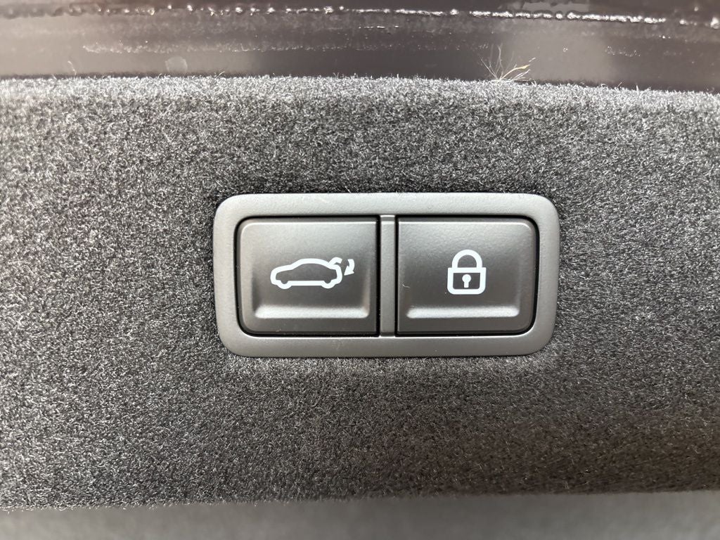 2026 Genesis G90 3.5T e-SC