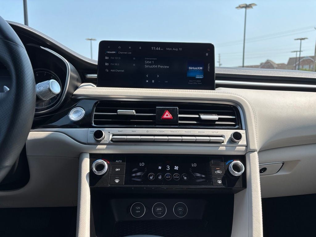 2025 Genesis G70 2.5T
