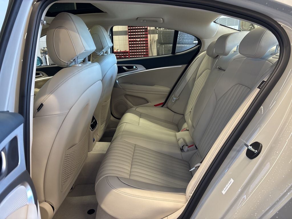 2026 Genesis G70 2.5T Prestige