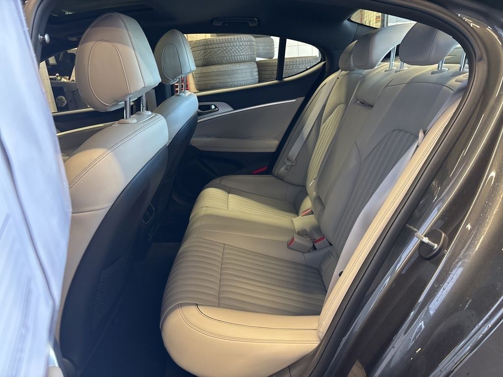 2023 Genesis G70 2.0T