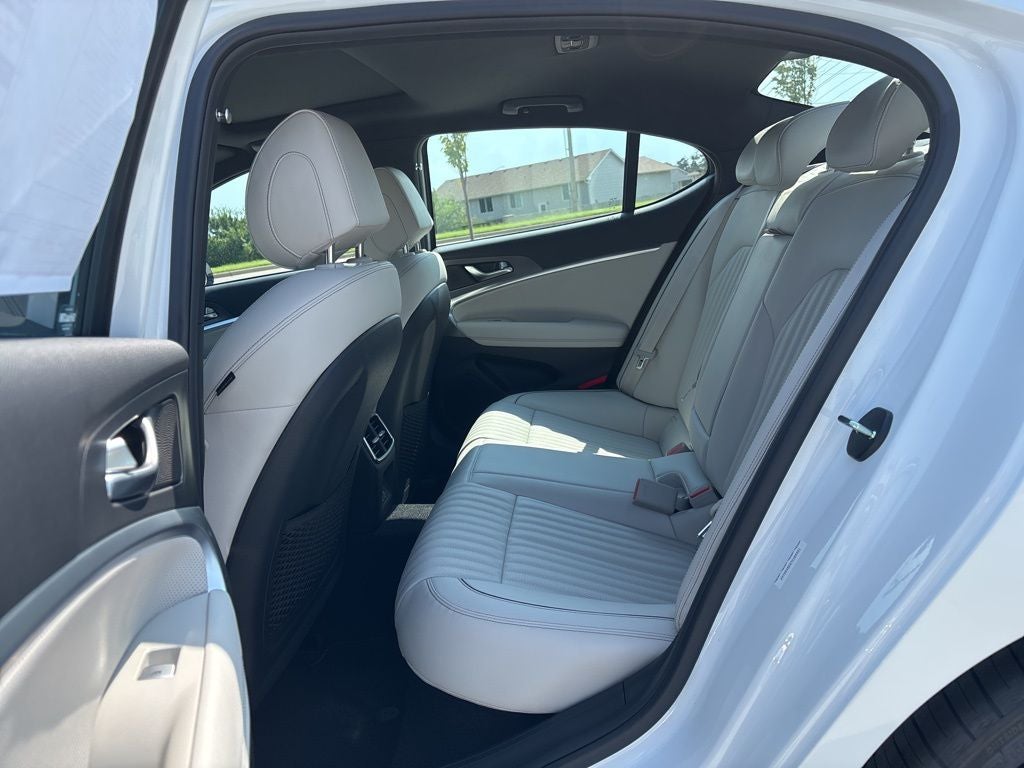 2026 Genesis G70 3.3T Sport Prestige