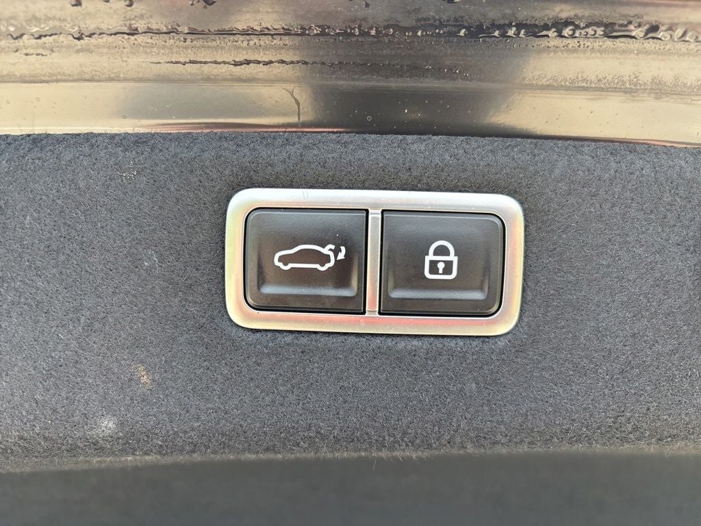 2023 Genesis G70 3.3T