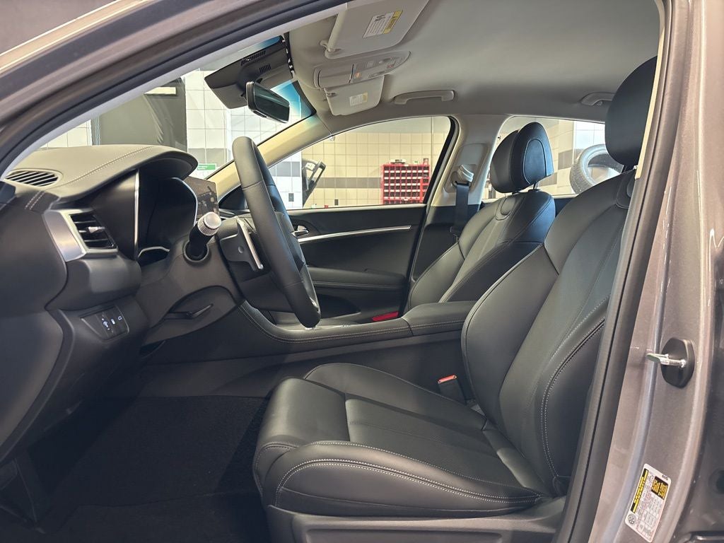 2026 Genesis G70 2.5T