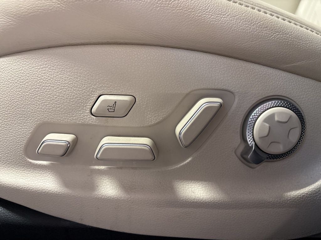 2023 Genesis GV80 2.5T AWD Prestige Package