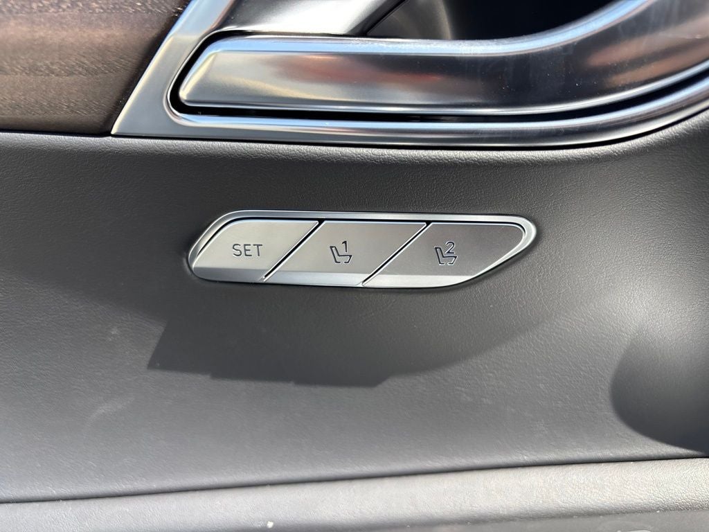 2027 Genesis GV80 2.5T Advanced
