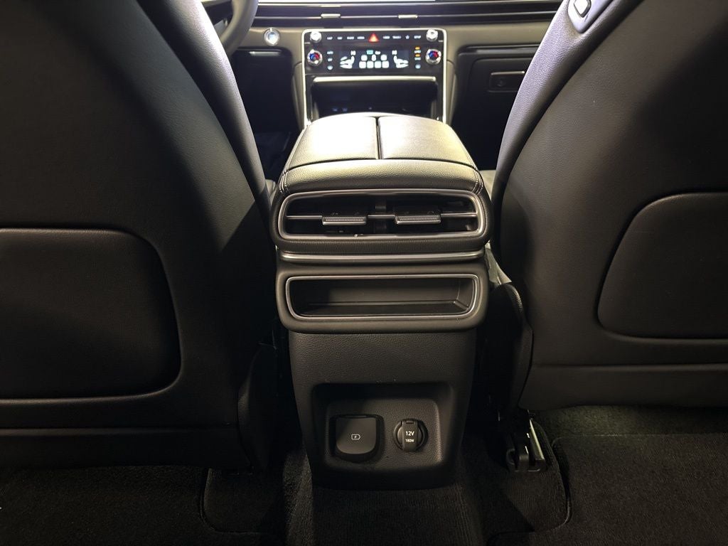 2025 Genesis GV80 2.5T