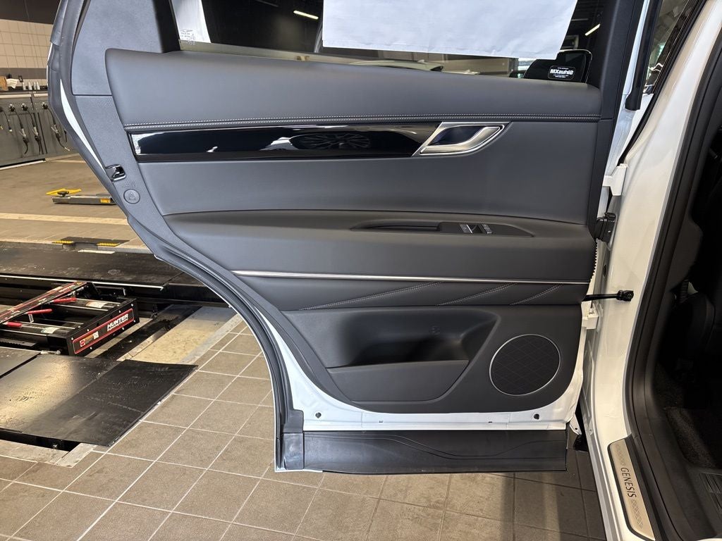 2026 Genesis GV80 2.5T