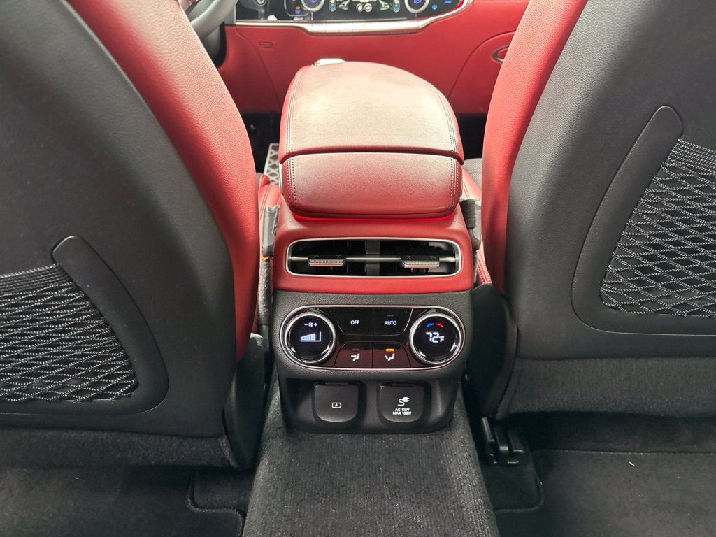 2023 Genesis GV70 2.5T Sport Prestige