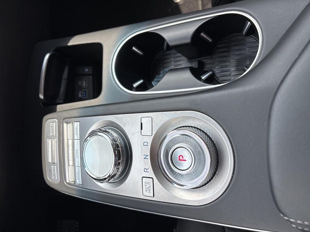2025 Genesis GV70 2.5T