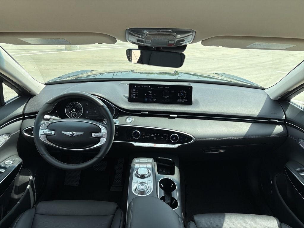 2025 Genesis GV70 2.5T