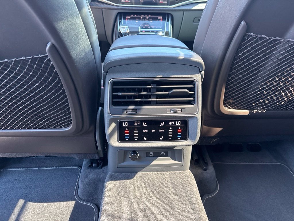 2023 Audi Q8 55 Prestige quattro