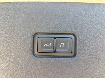 2023 Audi Q8 55 Prestige quattro
