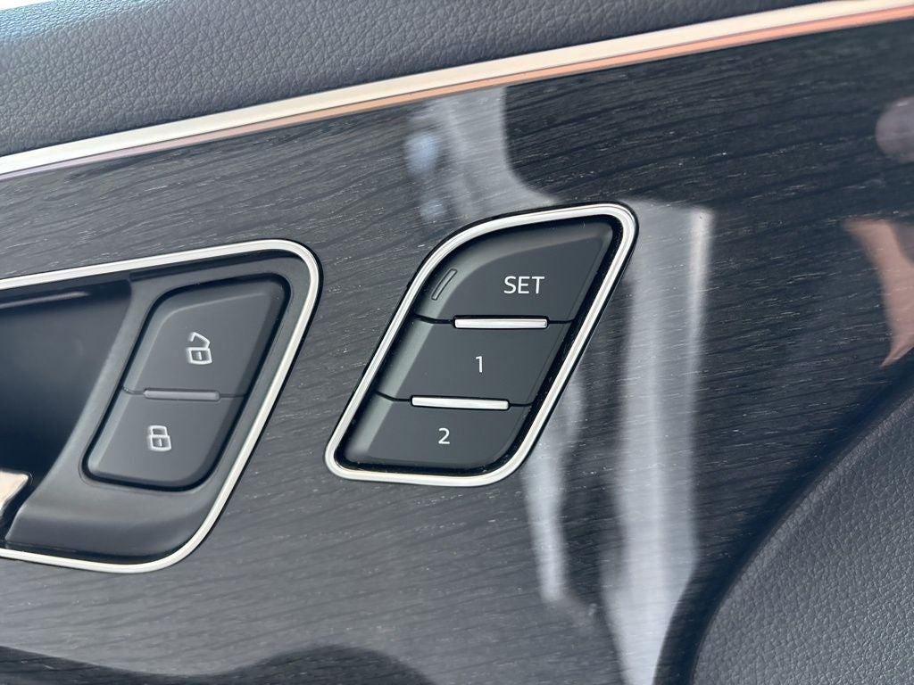 2025 Audi Q7 55 Premium Plus quattro