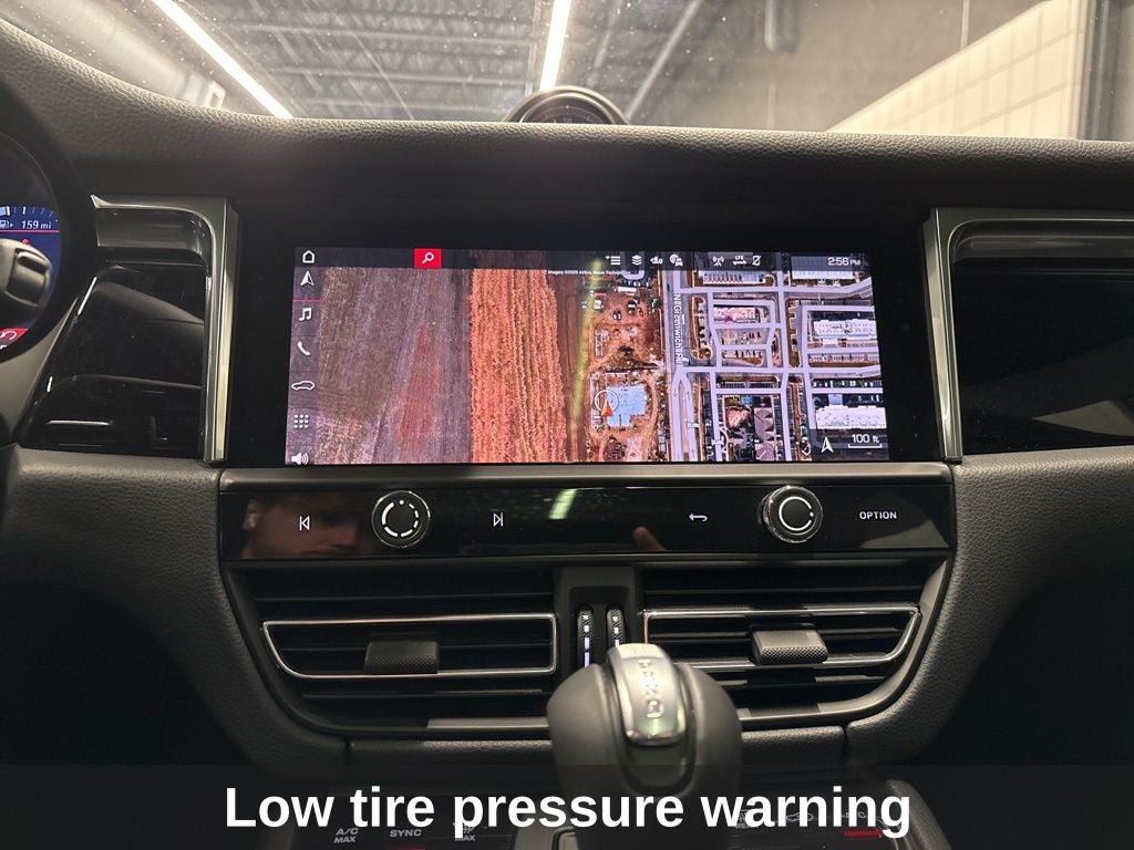 2025 Porsche Macan Base Premium Package Plus