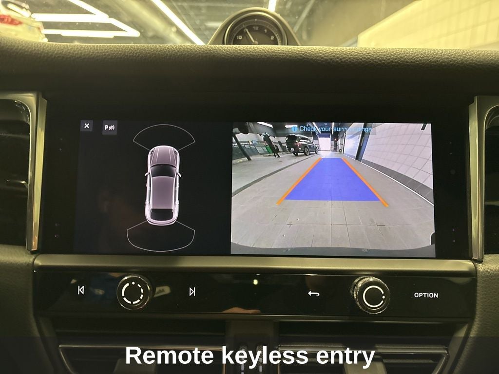 2025 Porsche Macan Base Premium Package Plus